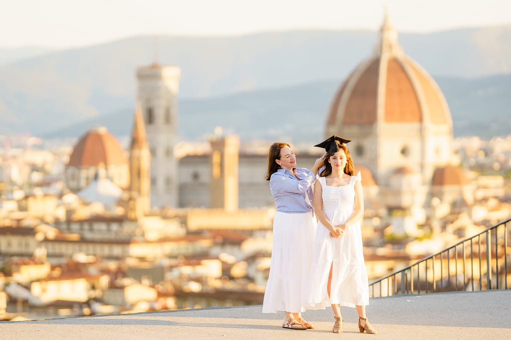 Photographer in Florence Duomo view