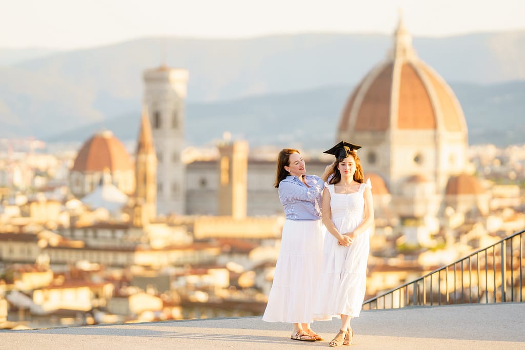 Photographer in Florence Duomo view