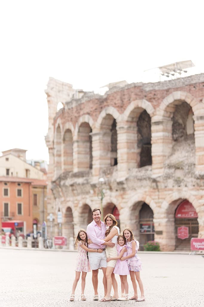 Family photographer in Verona